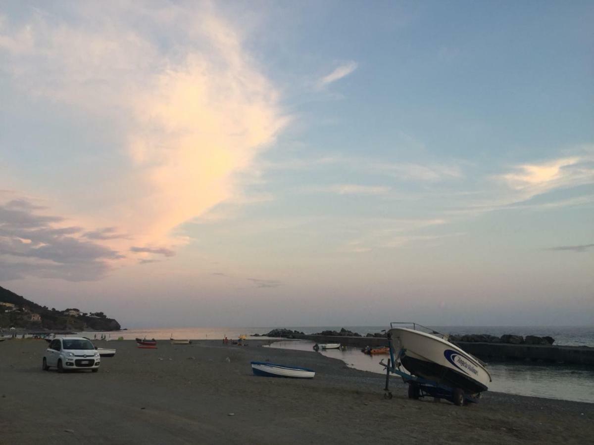L'Oasi Di Giorgia Panzió Cittadella del Capo Kültér fotó