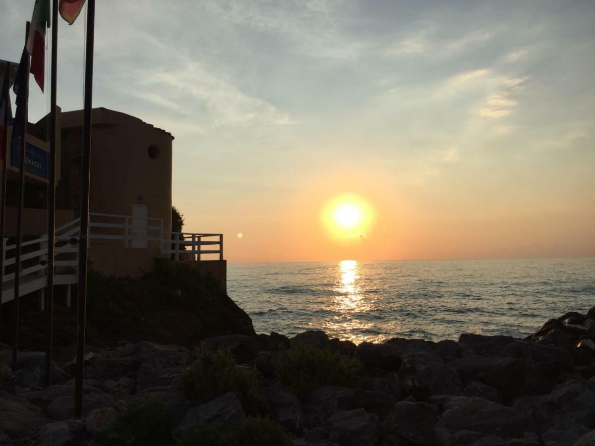 L'Oasi Di Giorgia Panzió Cittadella del Capo Kültér fotó